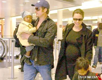 Angelina Jolie, Brad Pitt a jejich dti 
