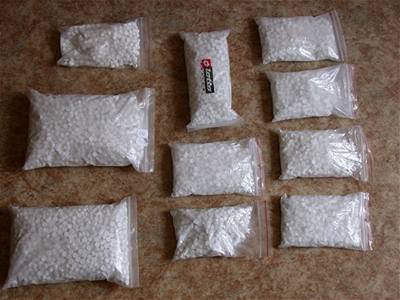 Policie u dealer drog nala heroin a pervitin za statisíce. Ilustraní foto
