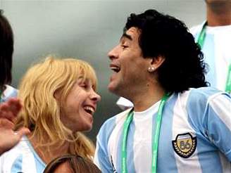 Argentina - Srbsko a H: Maradona v hlediti