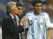 Argentina: kou� Pekerman a Riquelme