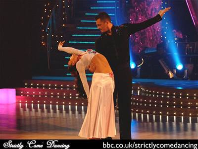 Z britské verze Strictly Dancing