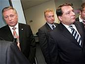 Lídi parlamentních stran v Otázkách Václava Moravce