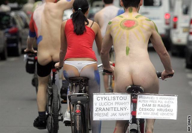 World Naked Bike Ride v Praze