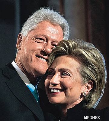 Bill Clinton svou manelku Hillary na sraz manelek kandidát na prezidenta podpoit nepijel.