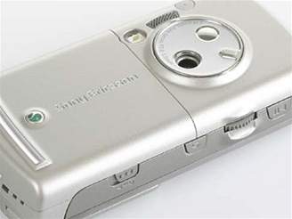 Sony Ericsson P990i