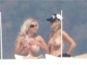 Pamela Andersonová svádí Francouze v Saint Tropez