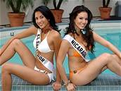Miss Universe 2006 - Rebecca Iraheta ze Salvadoru a  Cristiana Frixione Mendoza, Miss Nicaragua 2006