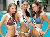 Miss Universe 2006 - Anastacia Entinová, Rafaela Zanella a Erin McNaughtová