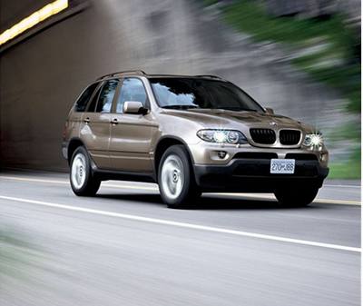 íané umí napodobit teba i toto BMW X5.