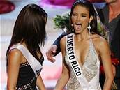 Miss Universe 2006 Zuleyka Riverová-Mendozová (vpravo) po vyhláení výsledk
