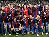 Fotbalisté Barcelony po triumfu v Superpoháru