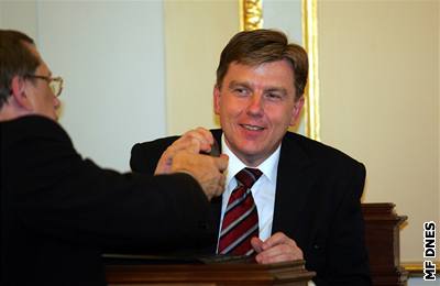 Miloslav Vlek sedí ve Snmovn u od roku 1996.