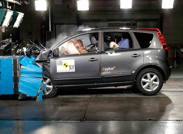 Crashtest Nissan Note