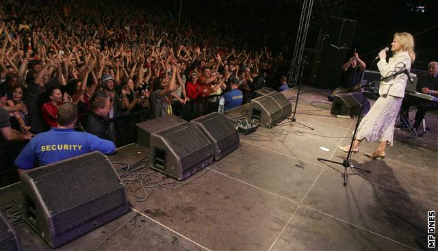 Trutnov Open Air Music Festival 2006, Eva Pilarová