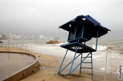 Hurikán John potrápil i známé mexické letovisko Acapulco