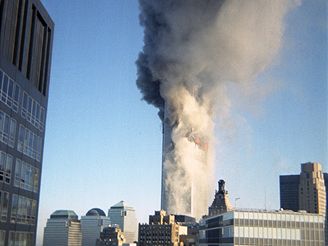 Nov zbry teroristickch tok na Svtov obchodn centrum v New Yorku