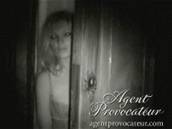 Kate Mossová v reklam pro Agent Provocateur