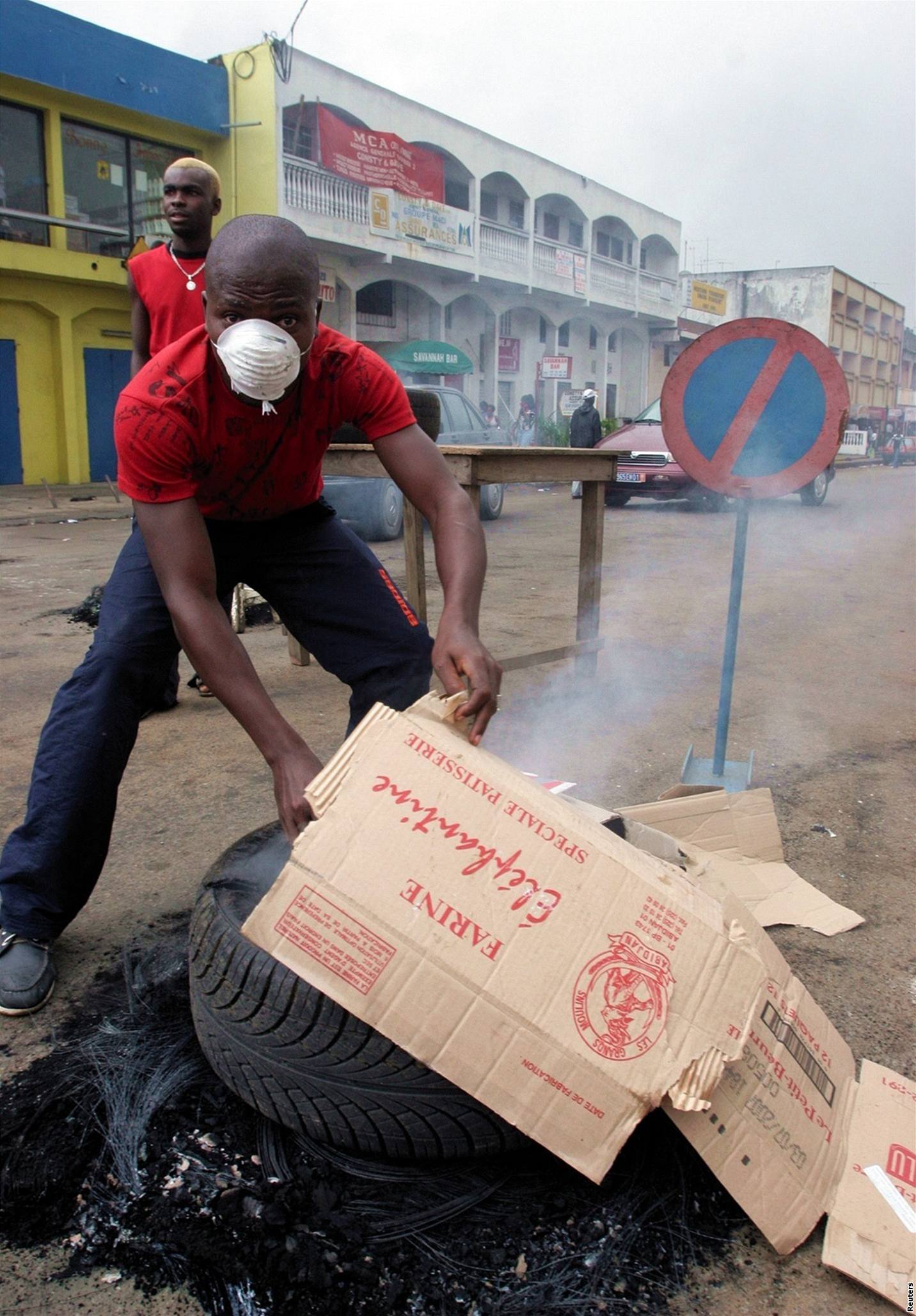 Africkým Pobeím slonoviny zmítají nepokoje kvli toxickým odpadm