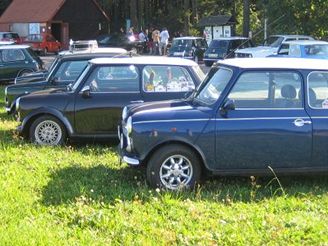 Sraz Mini - NarozeMini 2006 (Luhaovice, 22. - 24.. z 2006)