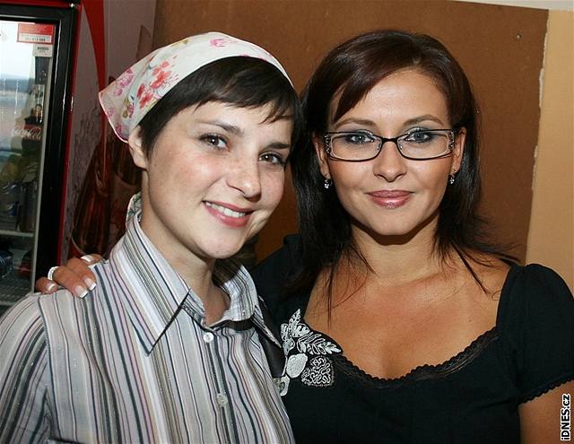 Slavnostní klapka tetí ady Rodinných pout - Zuzana Dízhalová a Dana Morávková 