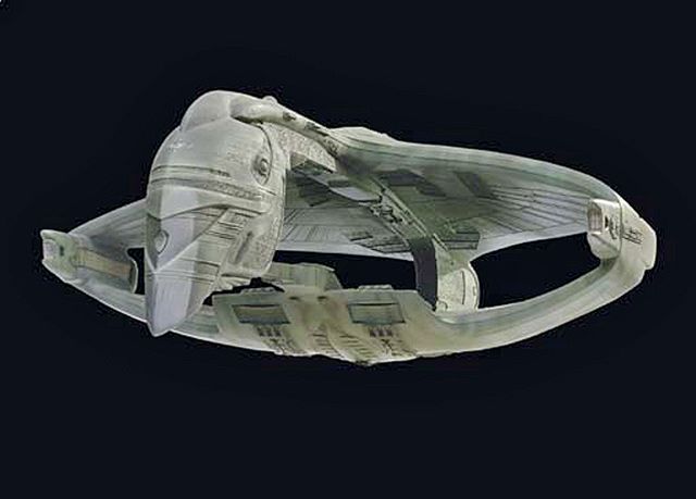 Star Trek - model romulanské lodi