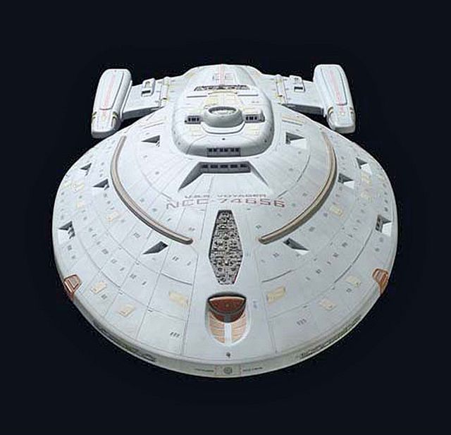 Star Trek - model lodi Voyager