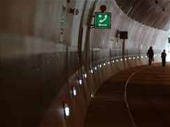 Valk - bezpenostn prvky v tunelu