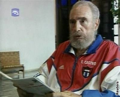 Fidel Castro se v íjnu objevil v kubánské televizi. Chtl ukázat, e jet není mrtvý