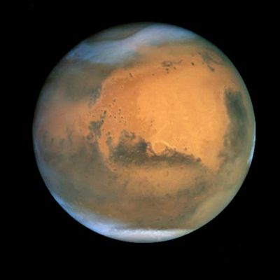 Mars ve vzdálenosti 69 milion kilometr od Zem - 2001