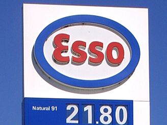 Zájem o stanice Esso by mohli mít velcí hráči na trhu.