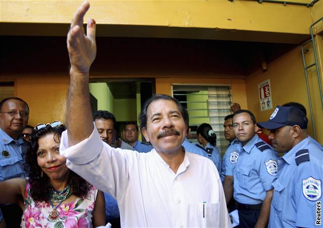 Ortega má podle prbných statistik tyicetiprocentní podporu. Ta mu zaruuje vítzství hned v prvním kole
