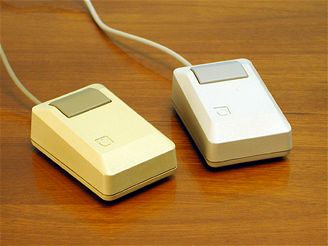 Apple Macintosh Plus my 1986
