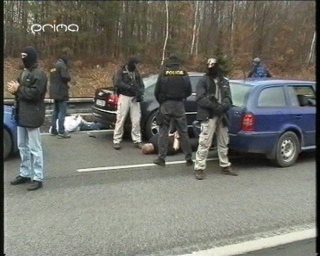 Policie zatkla Jaroslava Starku na strakonické silnici u Mníku pod Brdy.