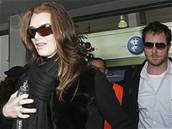 Hereka Brooke Shieldsová s manelem píletli do Itálie na svatbu Toma Cruise...