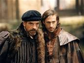 Jeremy Irons a Joseph Fiennes - Kupec benátský