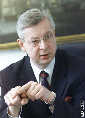 Jaroslav Bure musel ped týdnem opustit Nejvyí soud, kam ho jako místopedsedu jmenoval prezident Klaus.
