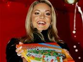 Miss World 2006 Taána Kuchaová poktila v Hradci Králové pohádkovou knihu Jak Honza s ertem zápasil, kterou napsala její maminka Taána Kuchaová.