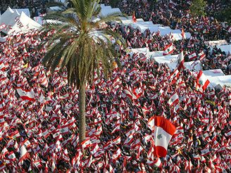 Statiscov davy protestant v libanonskm Bejrtu