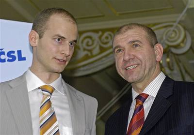 Marián Hoek (na snímku vpravo) se pustil do sporu s praskou ODS.