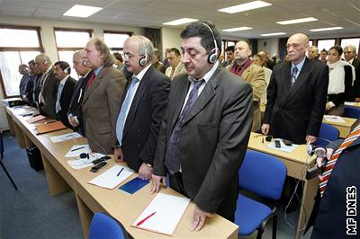 V�t�ina �e�ník� obhajovala irácký odboj proti americké armád�.