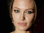 Angelina Jolie na premiée filmu Dobrý pastevec