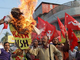 Poprava Saddma Husajna - demonstrace v Indii