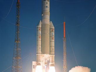 Ariane 5 - start v jnu 2006