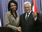 USA zejm budou jednat jen s leny Fatahu. Na snímku ministryn Riceová s éfem samosprávy Abbásem.