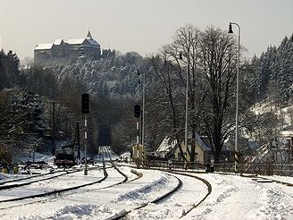 Nedvdice, ndra. Nahoe Perntejn.