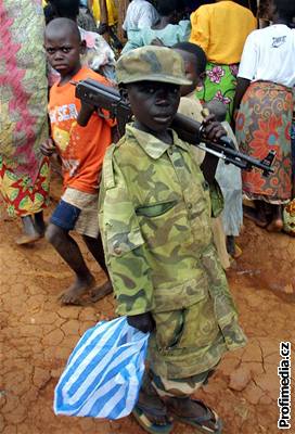 Dtský voják v Demokratické republice Kongo