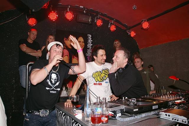 zleva DJ Lucaso, DJ Uwa a DJ Skála 