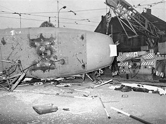 nehoda tramvaje 17. nora 1982 na pejcharu