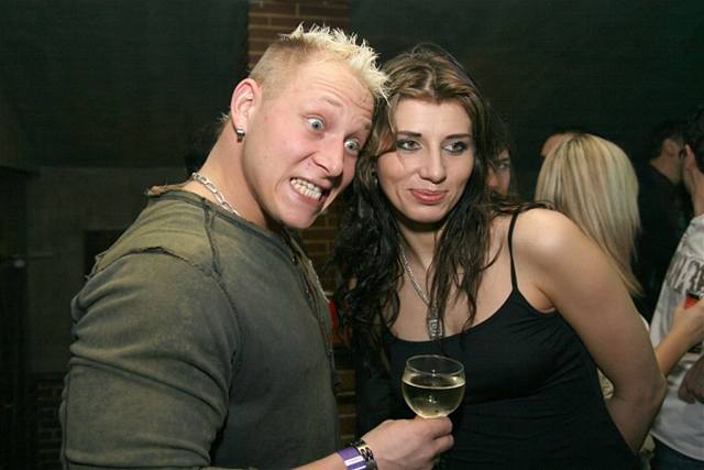 Vítz Big Brother David "Shrek" ín s pítelkyní Lenou Záhorskou na veírku v praském klubu Face to Face
