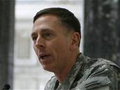 Generál Petraeus pipustil, e stahování Amerian by mohlo zaít v beznu.